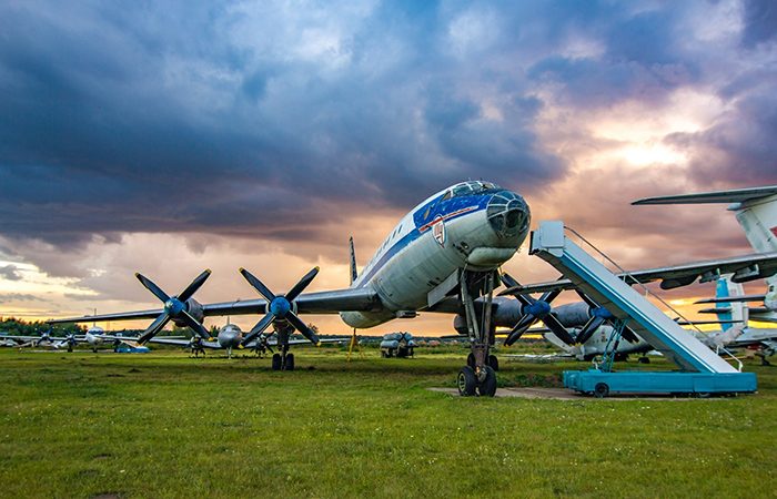 Почему советский Ту-114 раньше времени выбросили на свалку