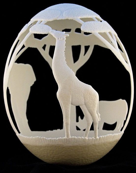 Филигранная работа: скульптуры из яичной скорлупы