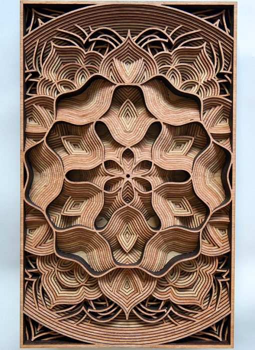 Потрясающие многослойные орнаменты из дерева