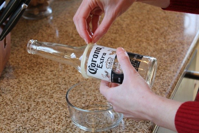 Как сделать крутые стаканы из стеклянных бутылок