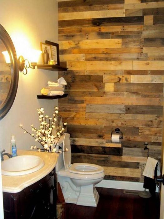 Поделки из паллет в деревенском стиле для ванной комнаты