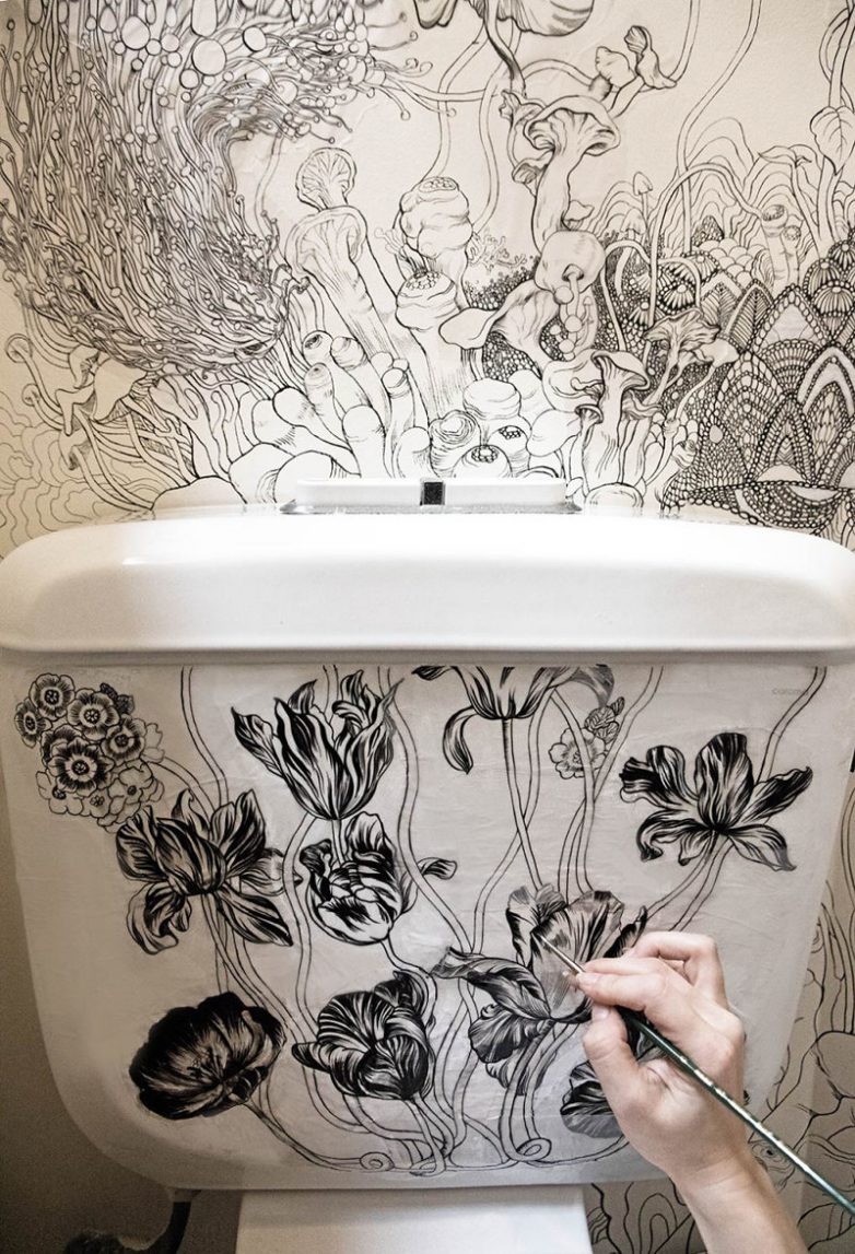 Дизайнер превратила туалет в по-настоящему магическое место