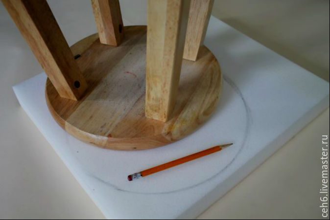 Мягкое сиденье для деревянного стула