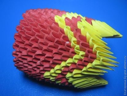 Подставка для карандашей в технике оригами