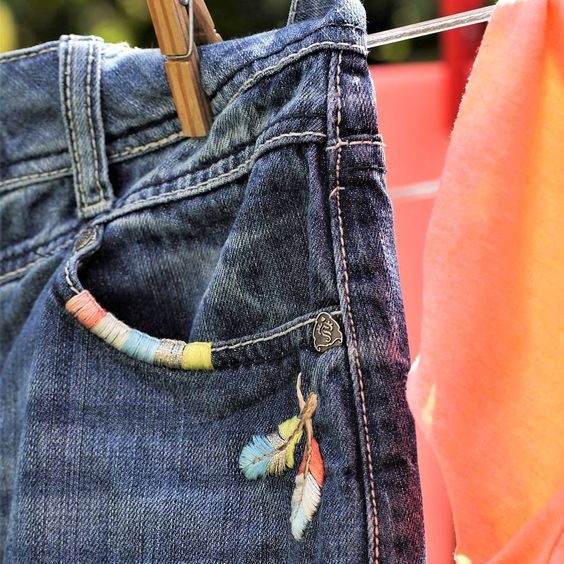 Идеи вышивки по джинсовой ткани