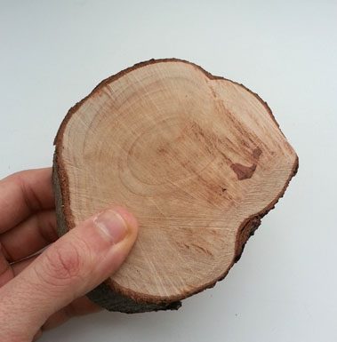 Деревянный кулон своими руками