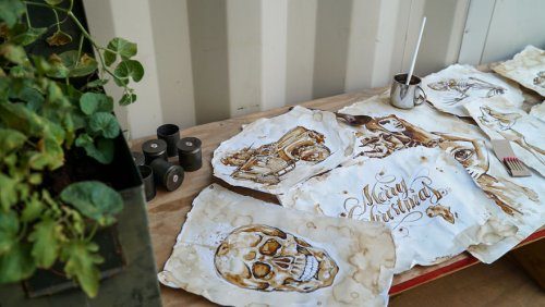 Корбан Лундборг свои воспоминания рисует растворимым кофе