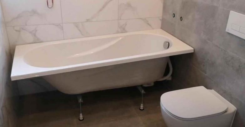 Как самостоятельно установить акриловую ванну в квартире