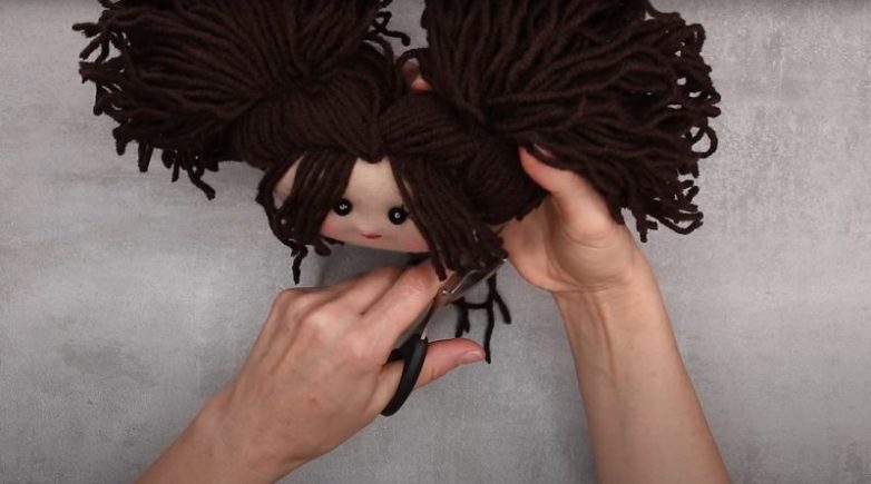Очаровательная кукла-игрушка своими руками
