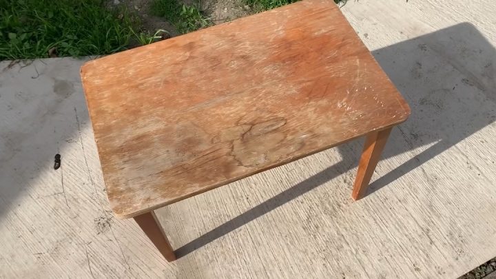Невероятное преображение старого стола