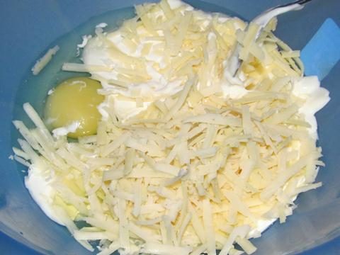 Кабачки, запечённые с сыром и омлетом