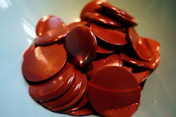 Шоколадные конфеты с вафлями