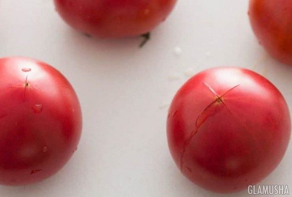 3 способа очистить помидор за 30 секунд!