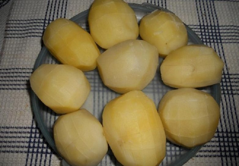 Запечённая мороженная картошка