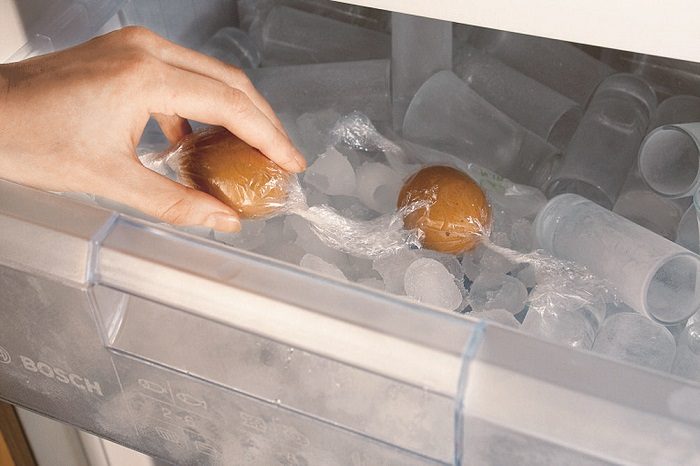 9 продуктов, которые проще выбросить, чем заморозить