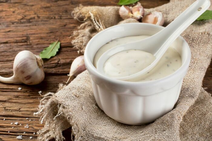 7 вкуснейших соусов на основе йогурта