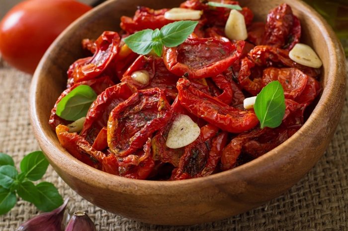 3 способа приготовить вкуснейшие вяленые томаты