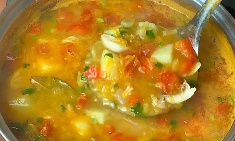 Сытный суп с фасолью