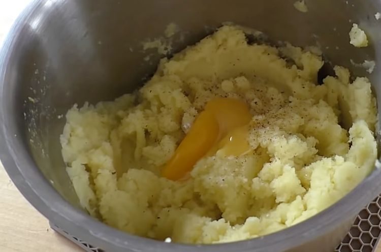 Добавляем яйцо и вареная картошка превращается в новое блюдо