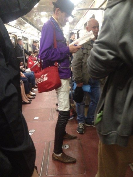 Модное обострение в метро. Вот это ржака!