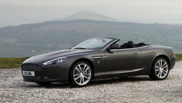 А вы знаете сколько стоит мелкий ремонт у старого Aston Martin?