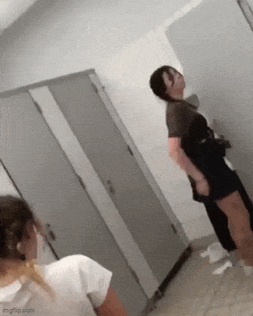 Женская логика в действии: гифки, которые заставят вас улыбнуться