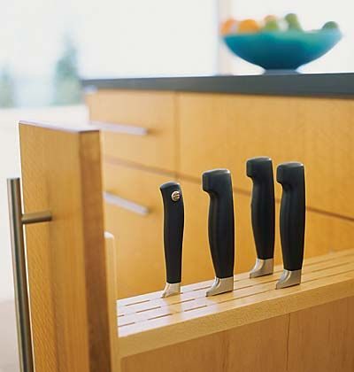 Как безопасно и красиво хранить кухонные ножи