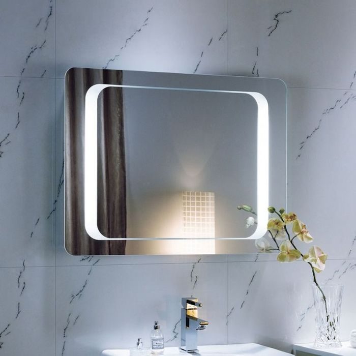 Как выбрать зеркало в ванную: рекомендации и примеры