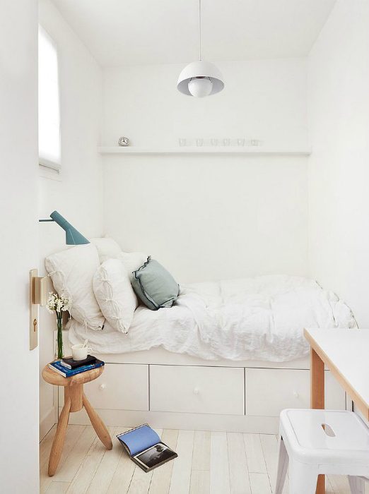 Как обустроить небольшую спальню
