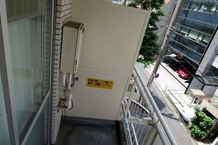Крошечная квартира в центре Токио