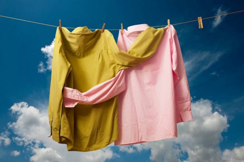 5 натуральных средств, позволяющих сохранить цвет одежды после стирки