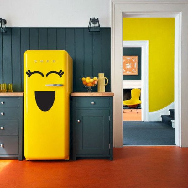 12 отличных идей для обновления старого холодильника