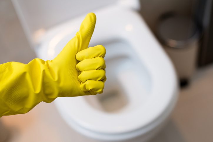 8 вещей, которые никогда нельзя смывать в канализацию!