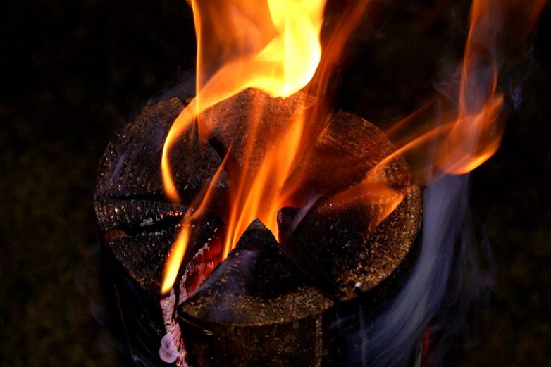 «Шведский факел» — потрясающий трюк, который пригодится всем отдыхающим!