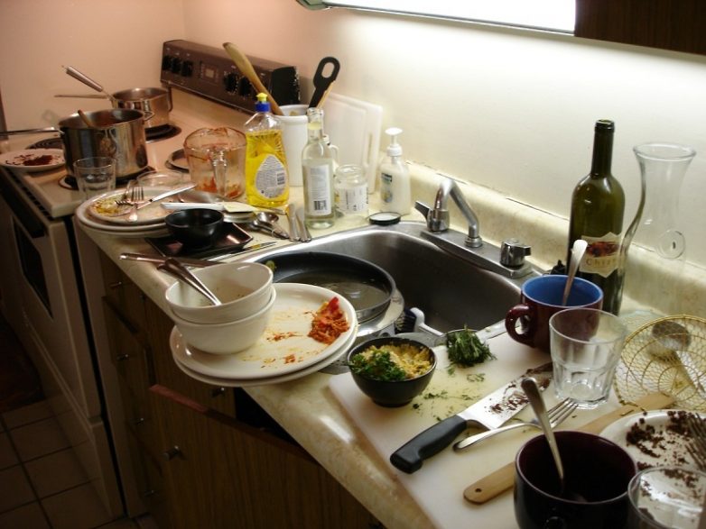 7 трюков с посудой, выручающих в повседневной жизни!