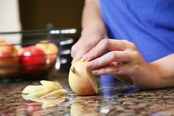 10 причин, от которых портится кухонная столешница