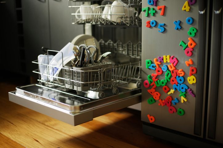 7 советов по уходу за посудомоечной машиной