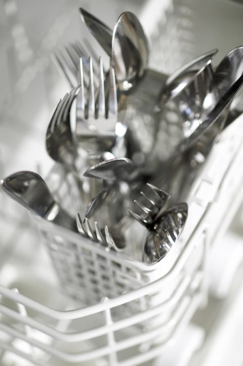 7 советов по уходу за посудомоечной машиной