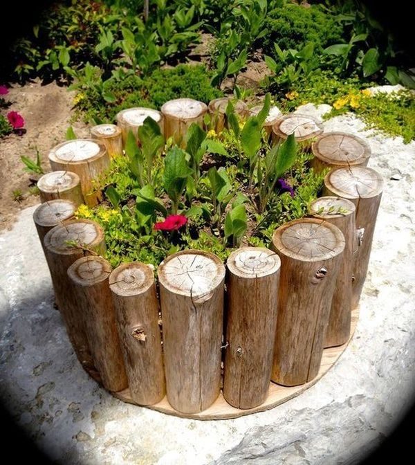 Креативные идеи для сада из необработанной древесины