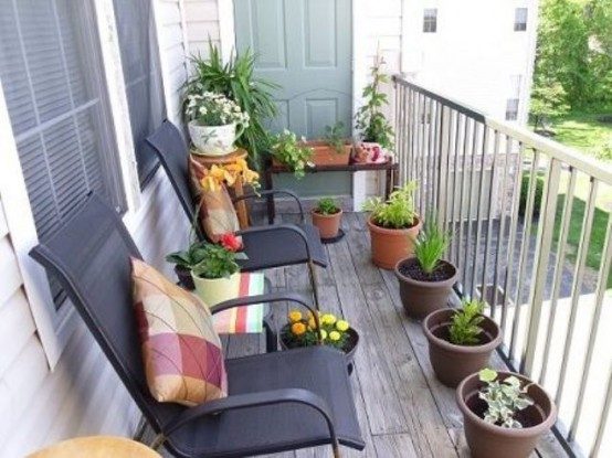 Потрясающие идеи декора летнего балкона