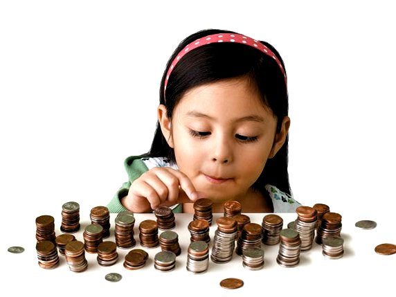 Сколько денег нужно давать ребёнку на карманные расходы?