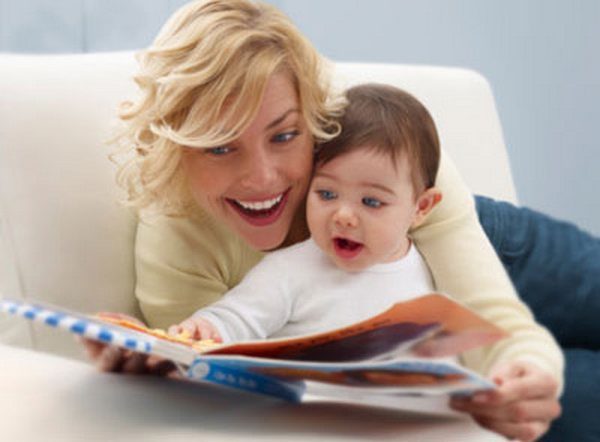 Как правильно читать книги с детьми?
