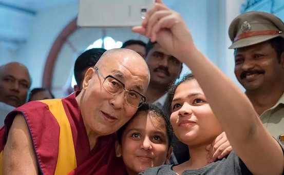 9 цитат Далай Ламы о любви, воспитании и счастье