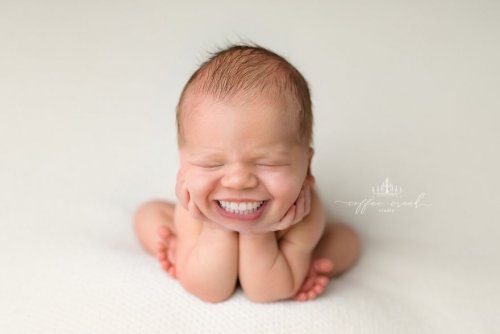 Прикольные улыбки младенцев