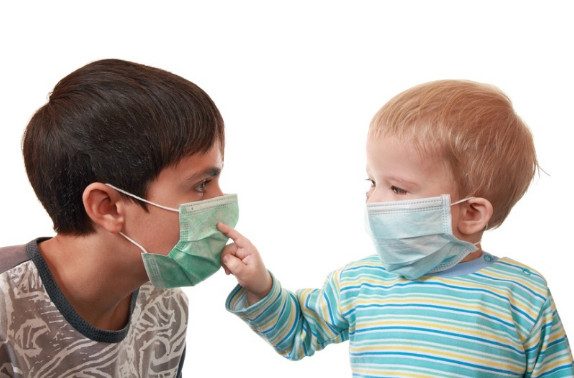 Прививать ли ребенка от гриппа, если это предлагают в школе или детском саду?