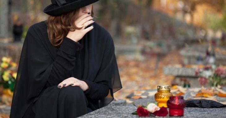 3 причины не ходить на похороны во время беременности