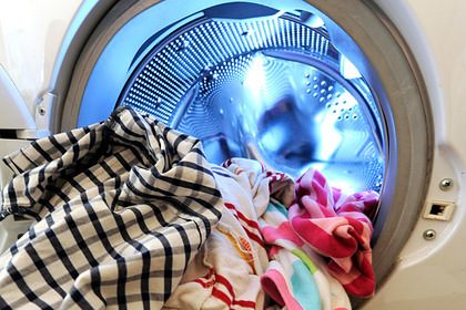 Россиянка постирала младенца в стиральной машине