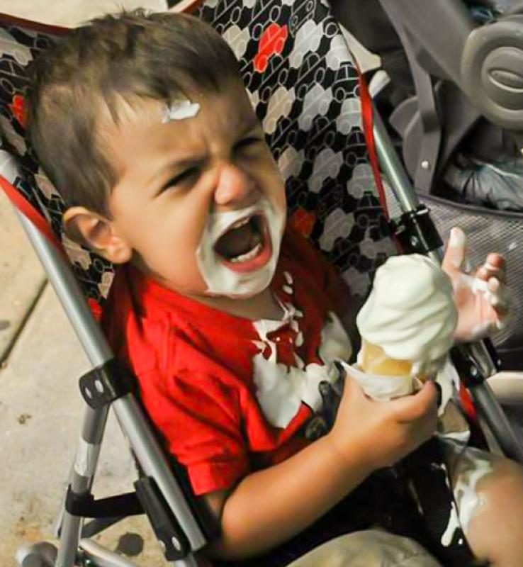 15 смешных малышей с мороженым