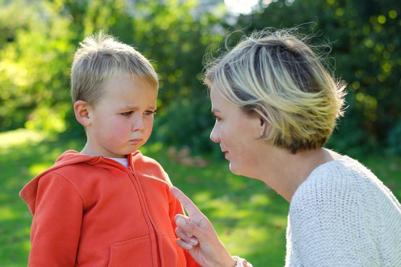 8 причин, по которым дети не слышат родителей