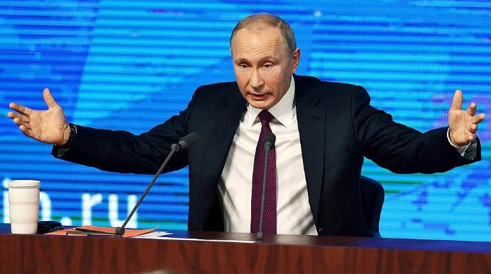 Путин пообещал семьям с детьми по 5000 рублей к Новому году